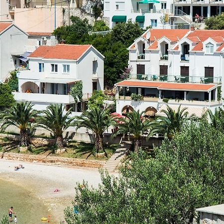 נאום Apartments Villa Kresic מראה חיצוני תמונה