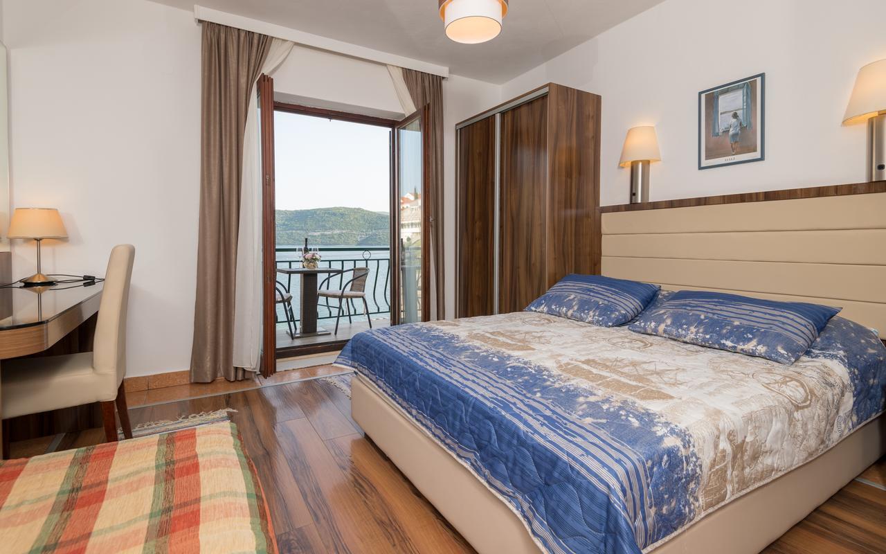 נאום Apartments Villa Kresic מראה חיצוני תמונה