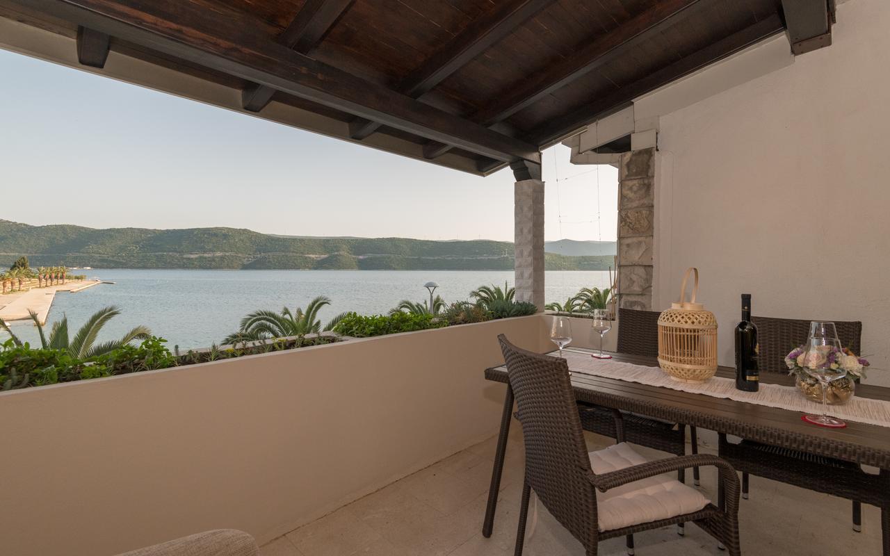 נאום Apartments Villa Kresic מראה חיצוני תמונה