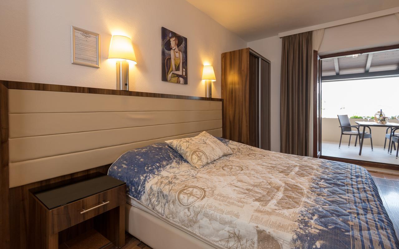 נאום Apartments Villa Kresic מראה חיצוני תמונה
