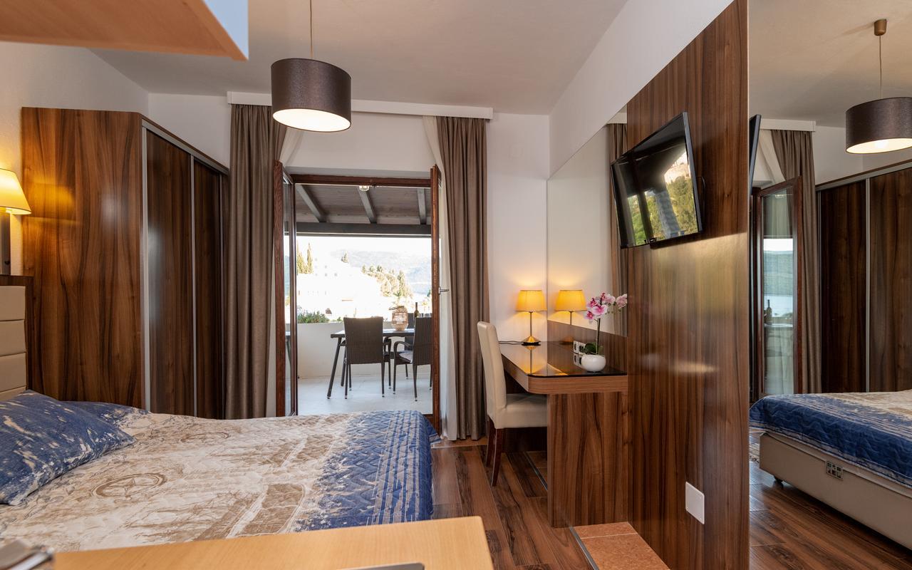 נאום Apartments Villa Kresic מראה חיצוני תמונה